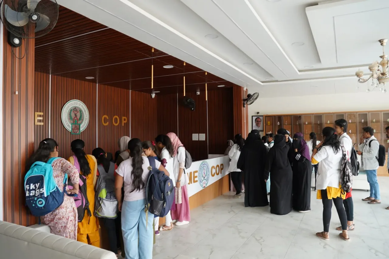 campus 8