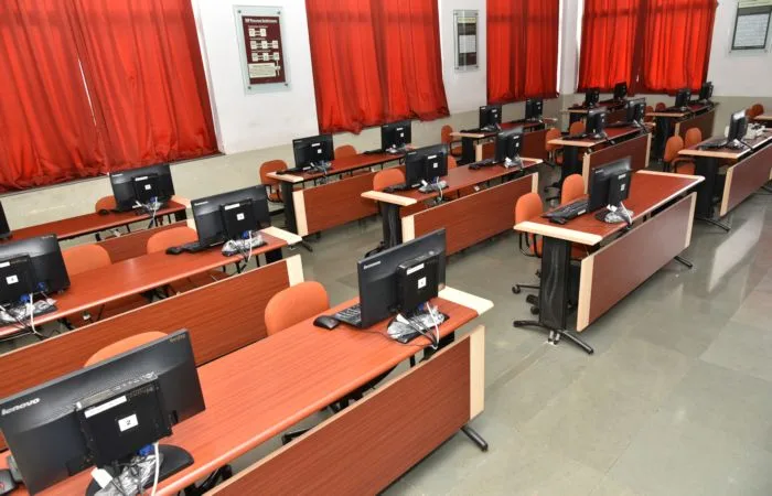 Software Laboratory — MET's Institute of Engineering