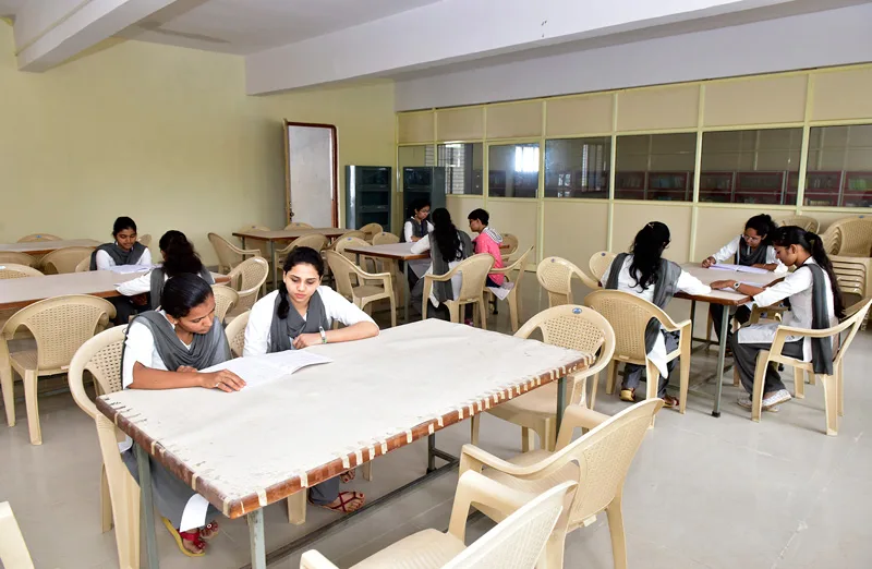 campus 4