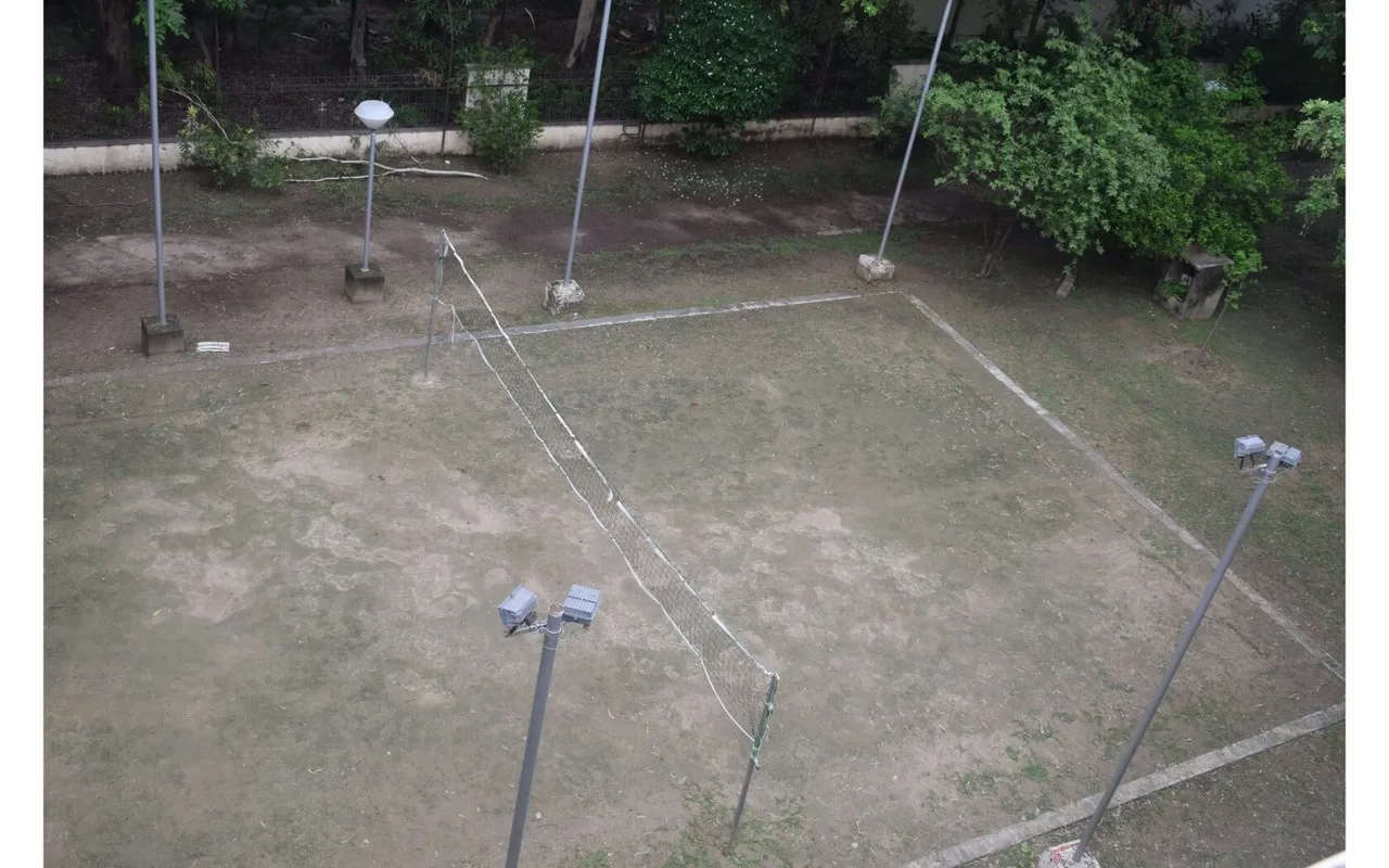 Volleyball court — iit-kanpur