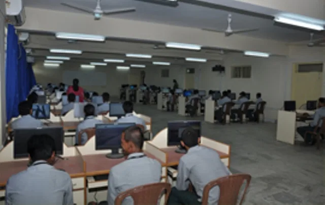 campus 4
