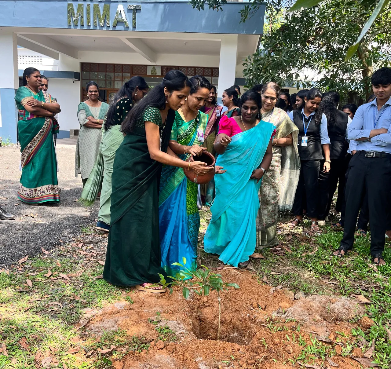 Michael's Institute of Management and Technology (MIMAT) classroom — michael-s-institute-of-management-and-technology-alappuzha