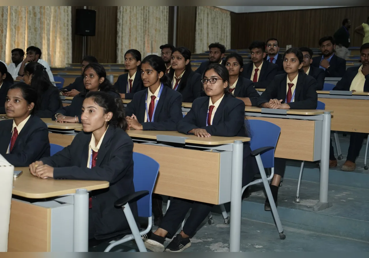 Sri Adichunchanagiri College of Pharmacy (SACP), Adichunchanagiri University — Sacp Pharmaceutical Laboratory