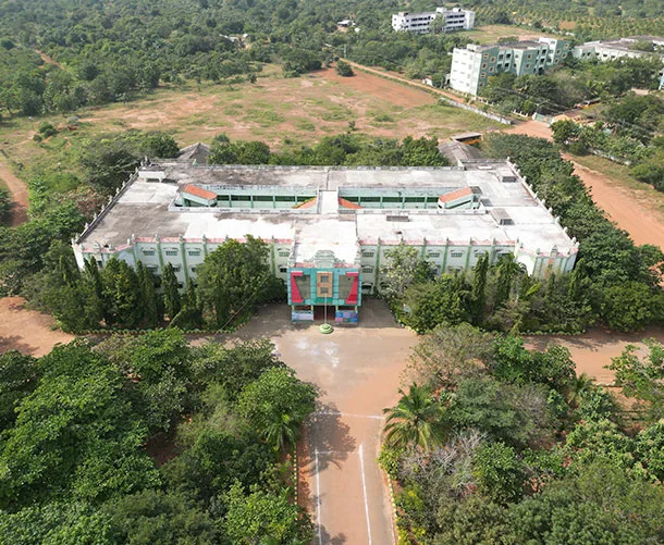 campus 8