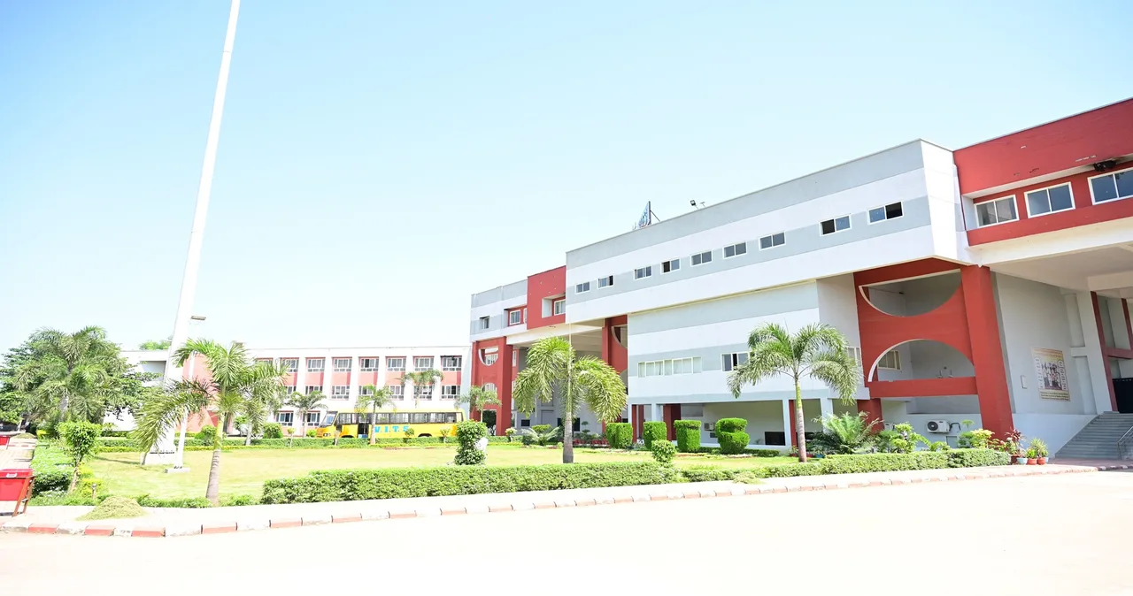 campus 6