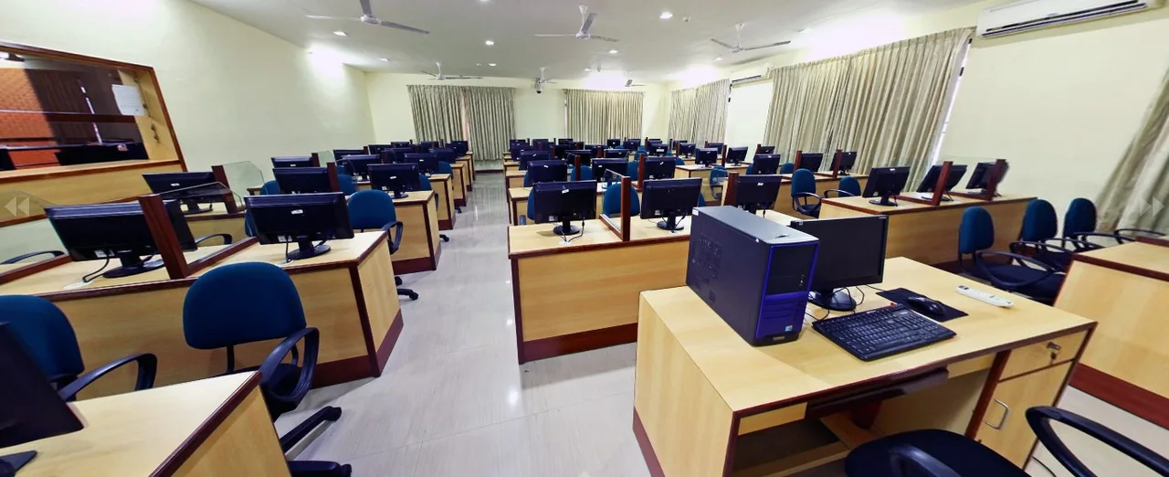 campus 8
