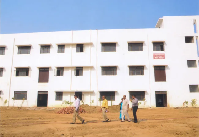 campus 8