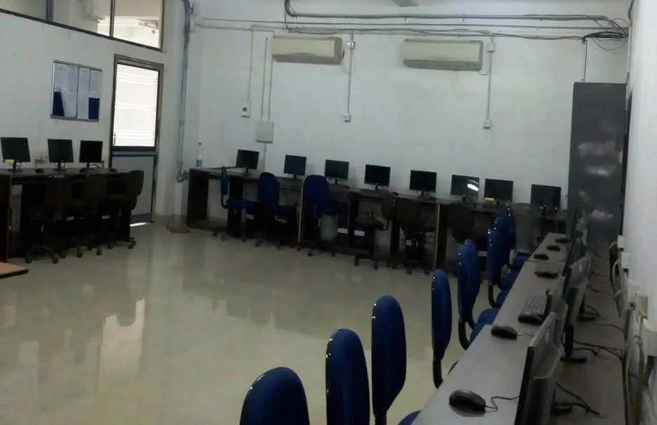 Software & Simulation Laboratory — Future Institute of Technology