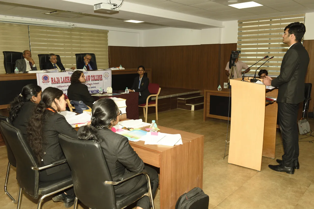 MOOT COURT HALL — Raja Lakhamagouda Law College