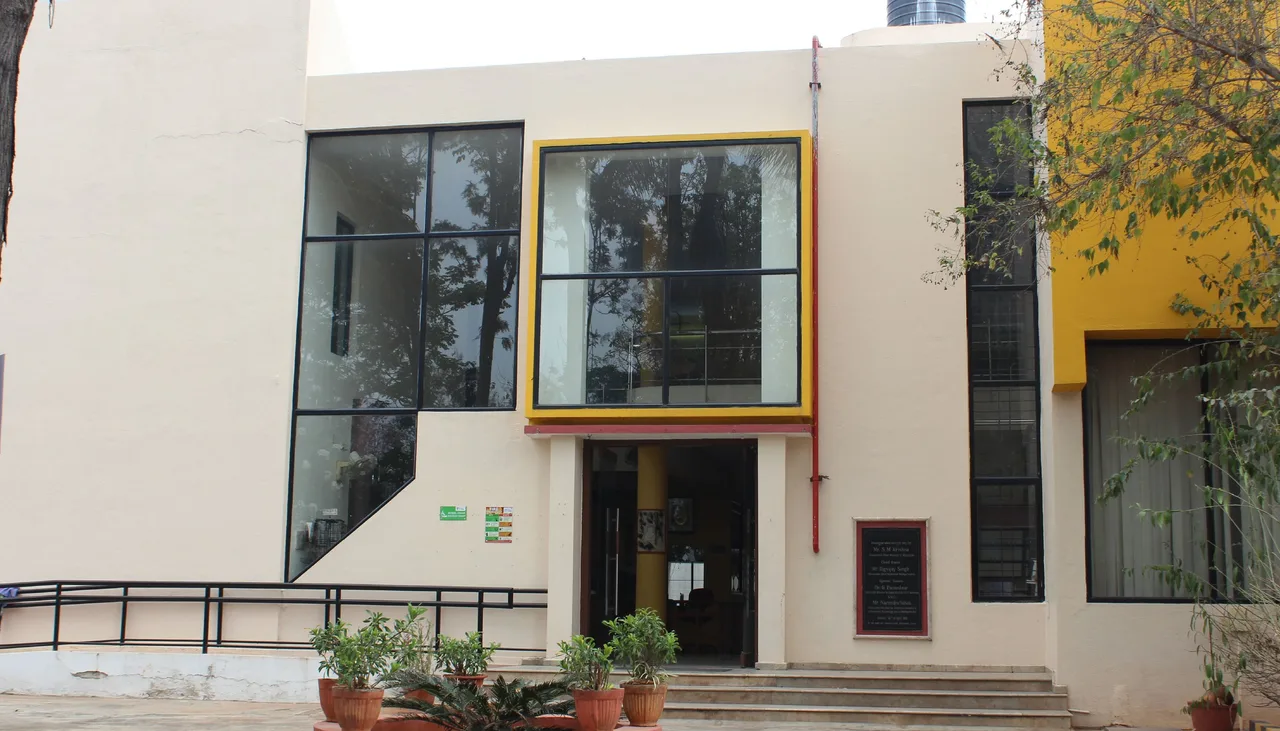 campus 7