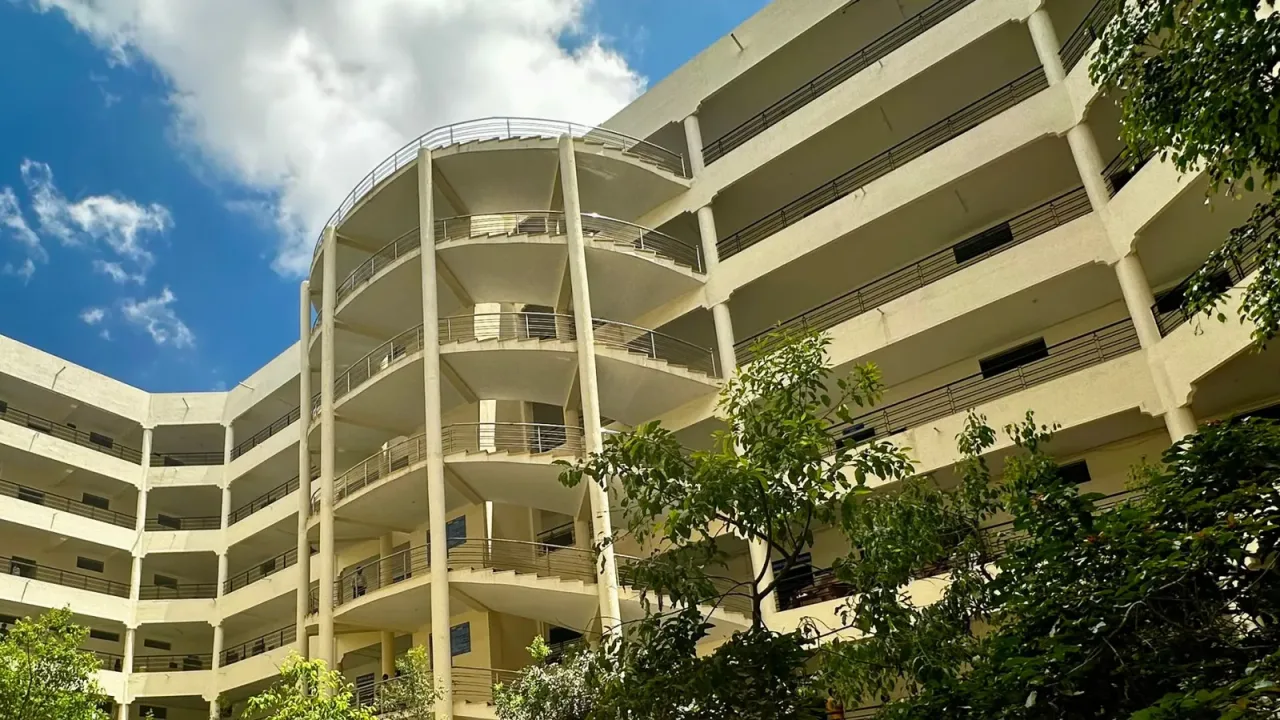 campus 5