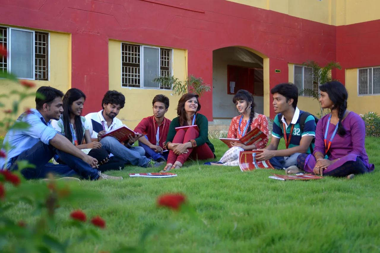 Top Placement Record — Apollo Engineering College