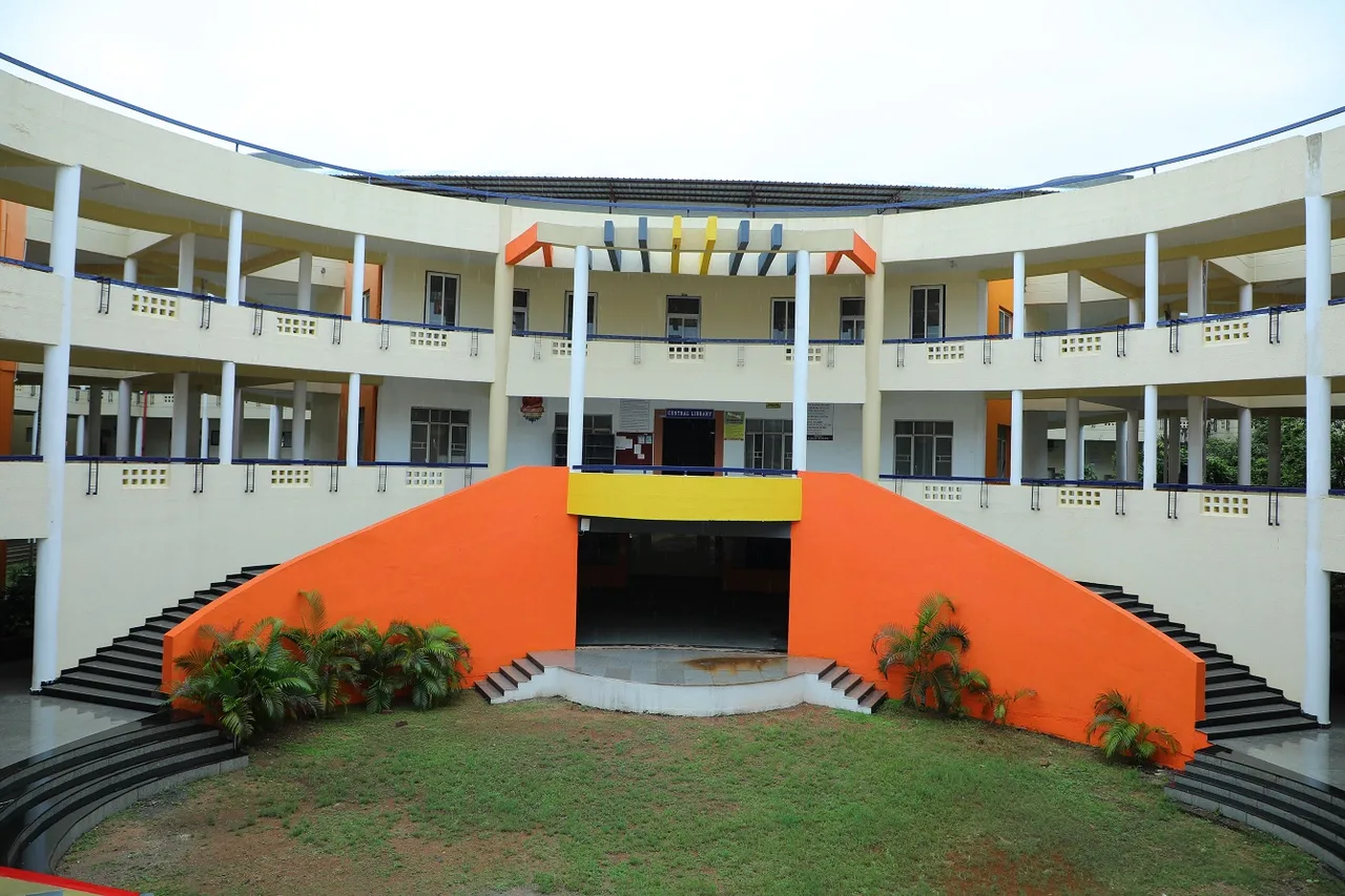 campus 7