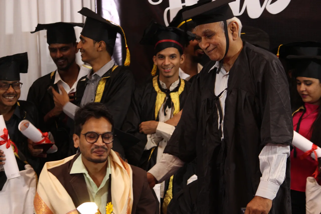 campus 8