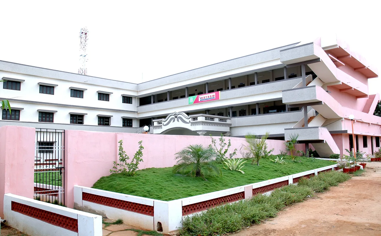 campus 8
