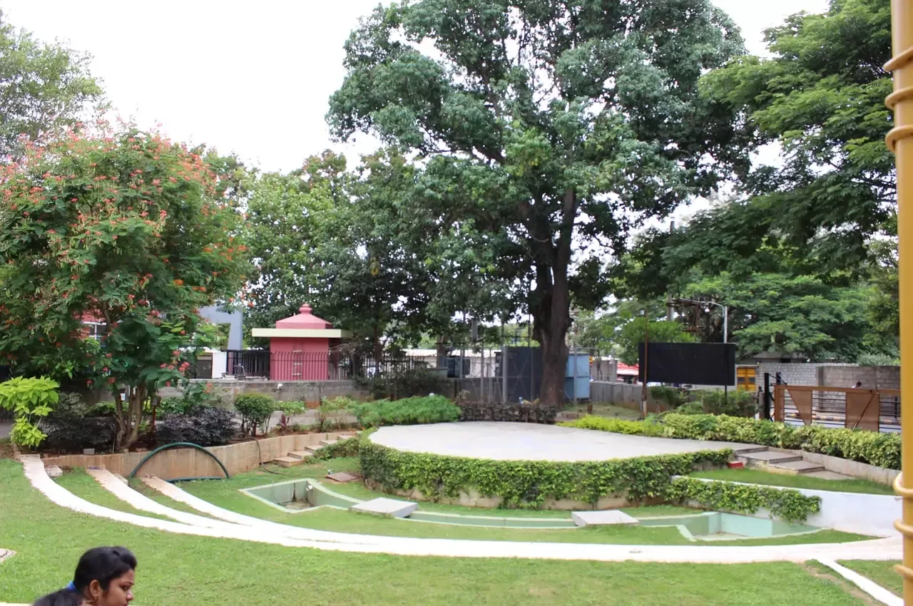 campus 2