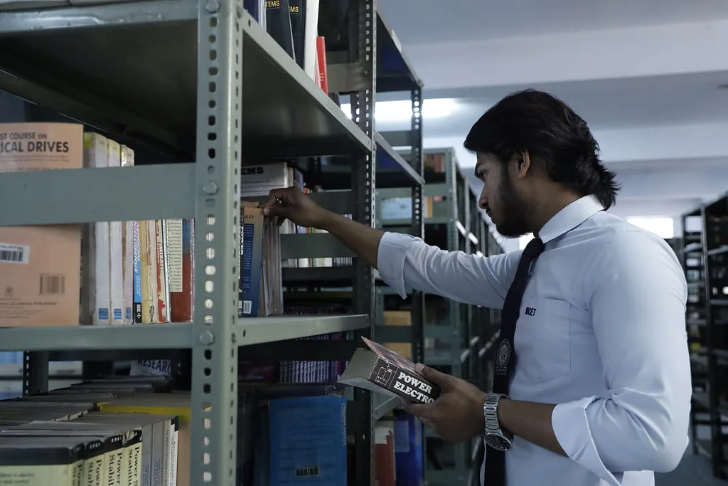 Library Gallery 2 — Sri Balaji College of Engineering & Technology