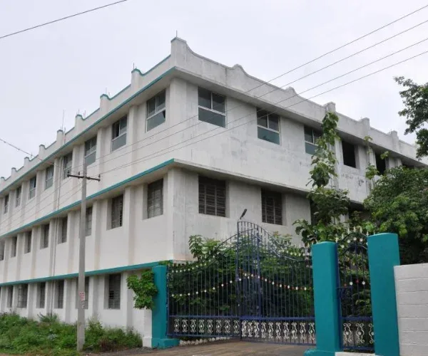 campus 4