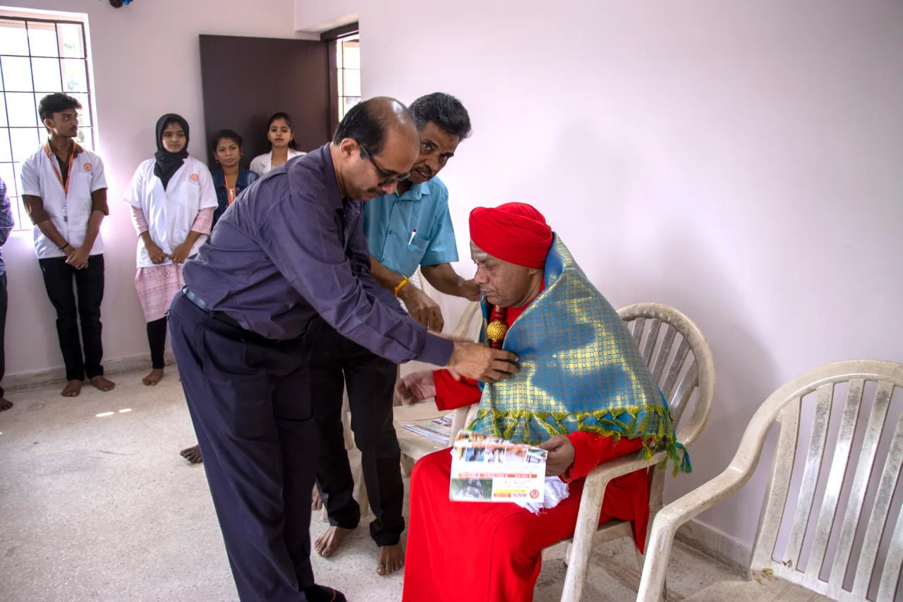 Welcoming Swamiji To Our Camp With All Respect — Janani Yoga Naturopathy Medical College