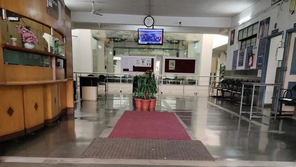 Entrance Lobby — M.C.E. Society's Allana College of Architecture