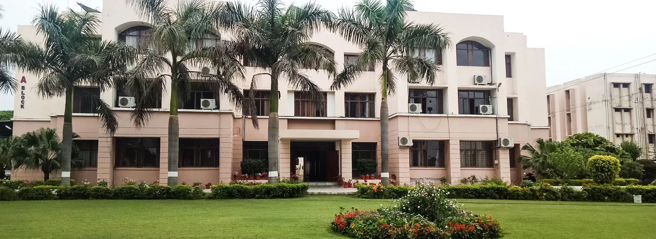 campus 4