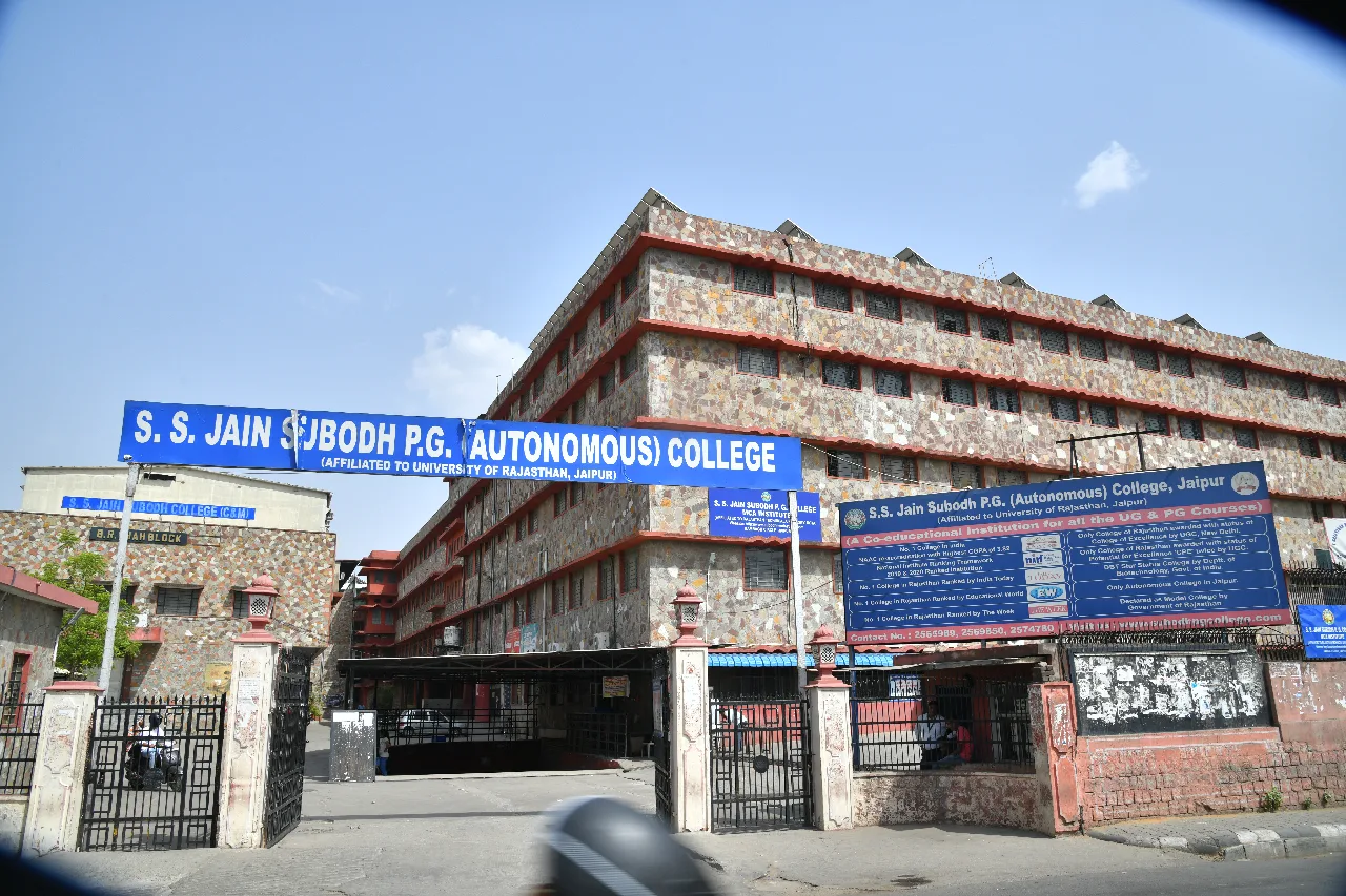campus 4