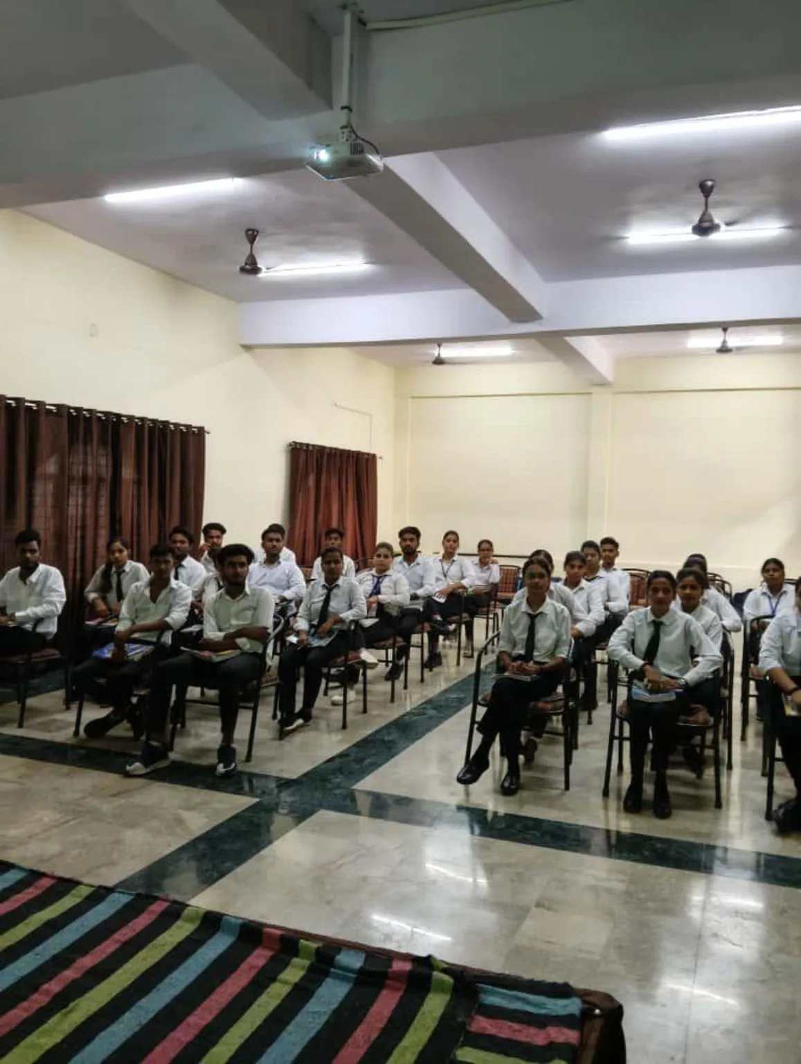 Bhagwanti classroom — Bhagwanti Education Centre Degree College