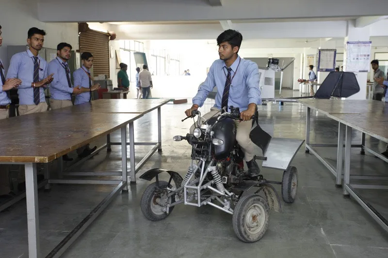 campus 3