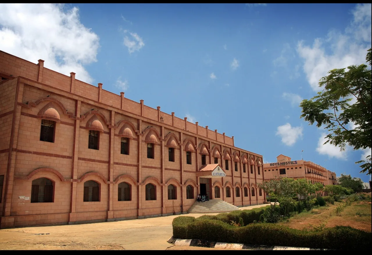campus 6