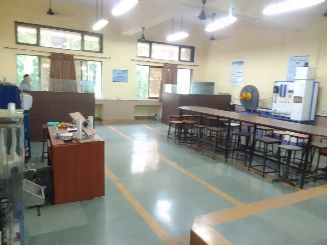 HVAC Lab(123) — Jawahar Education Society's A. C. Patil College of Engineering