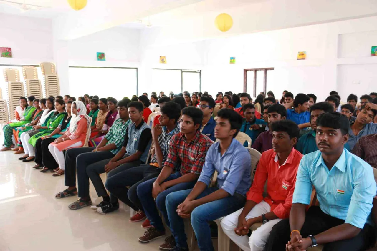 SEMINAR HALL — Sigma College of Architecture