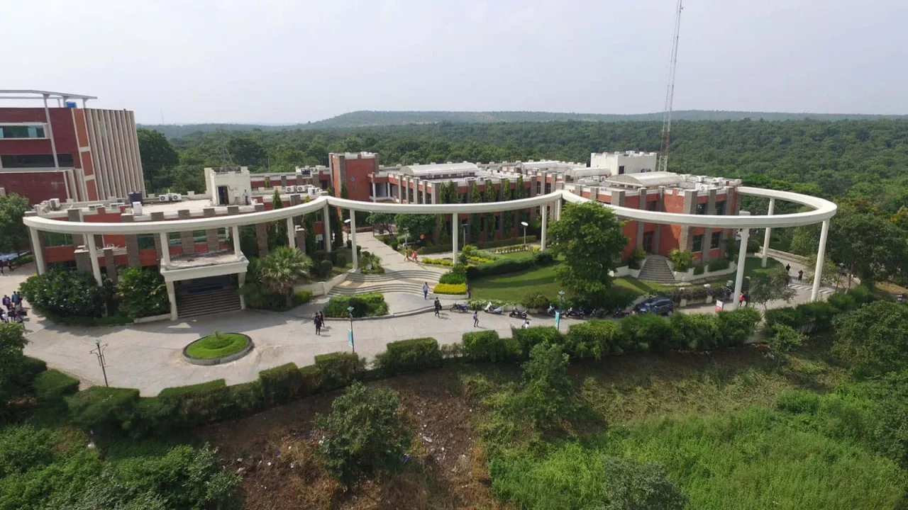JLU highlight — jagran-lakecity-university-bhopal