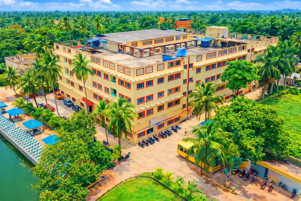 campus 4
