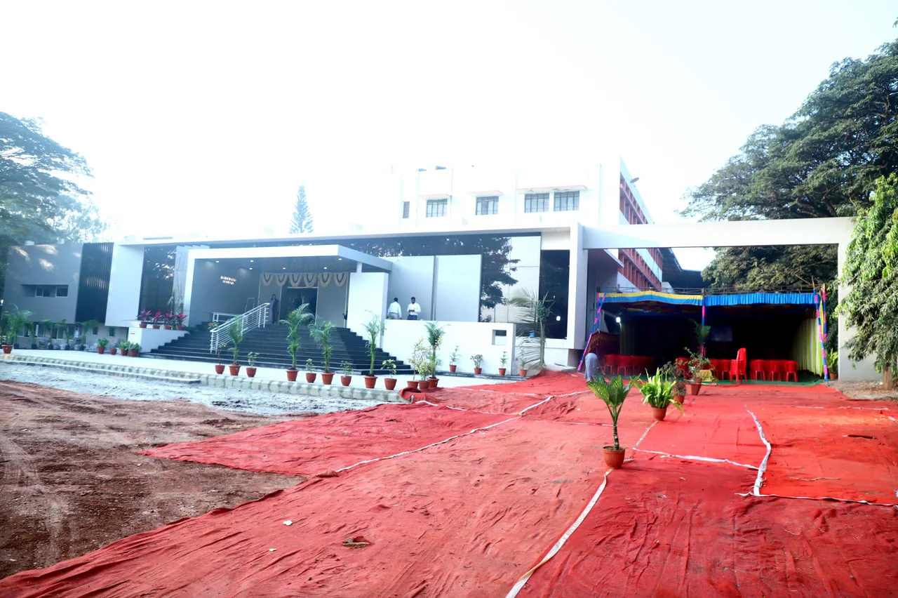 campus 4
