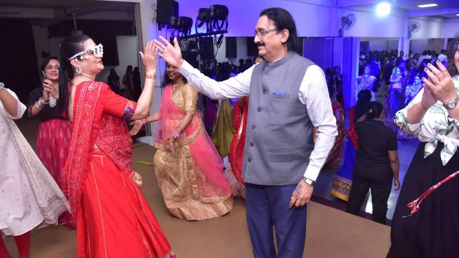 Rhythmic Garba Festival at Suryadatta Education Foundation-2