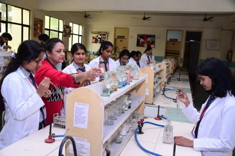 Biochemistry lab — I.T.S College of Health & Wellness Sciences