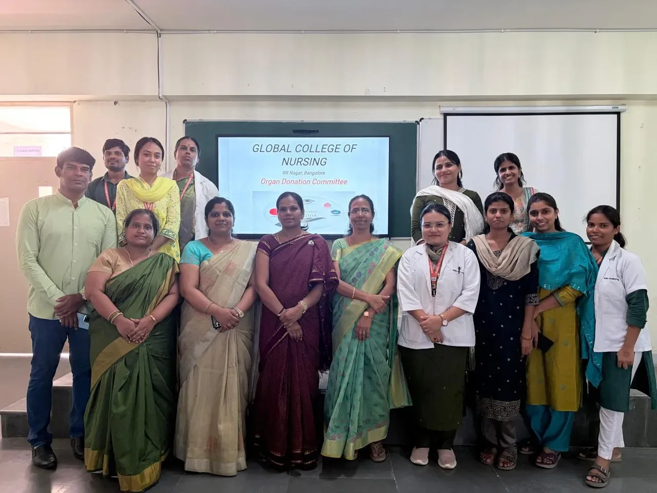 College group gathered for an organ donation awareness event — Global College of Nursing