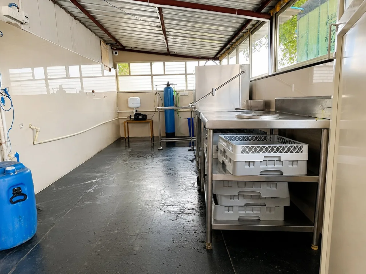 Cambridge Institute of Technology North Campus — Hostel Kitchen Wash Area Image