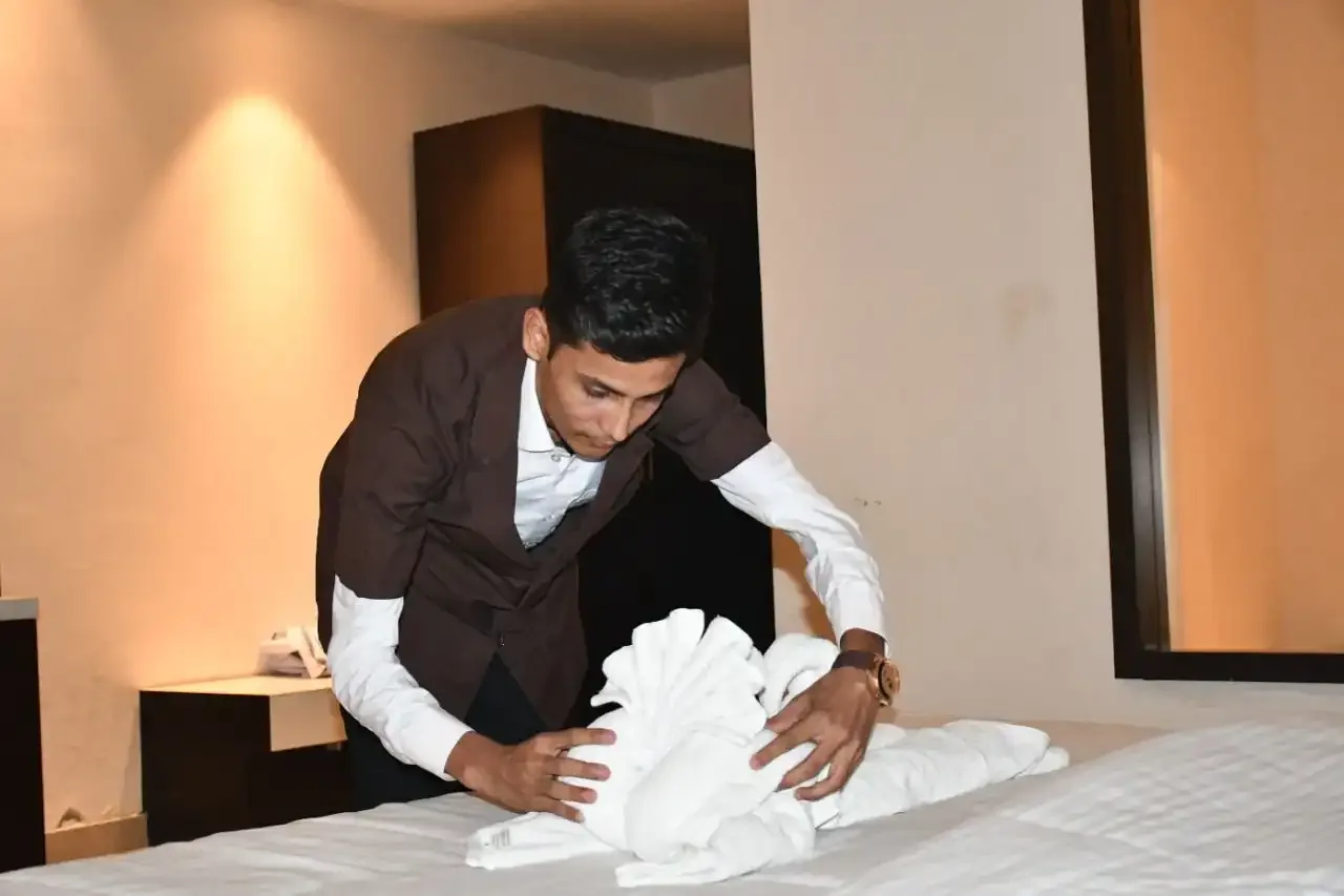 best hotel management colleges in jaipur — Dangayach School of Hotel Management