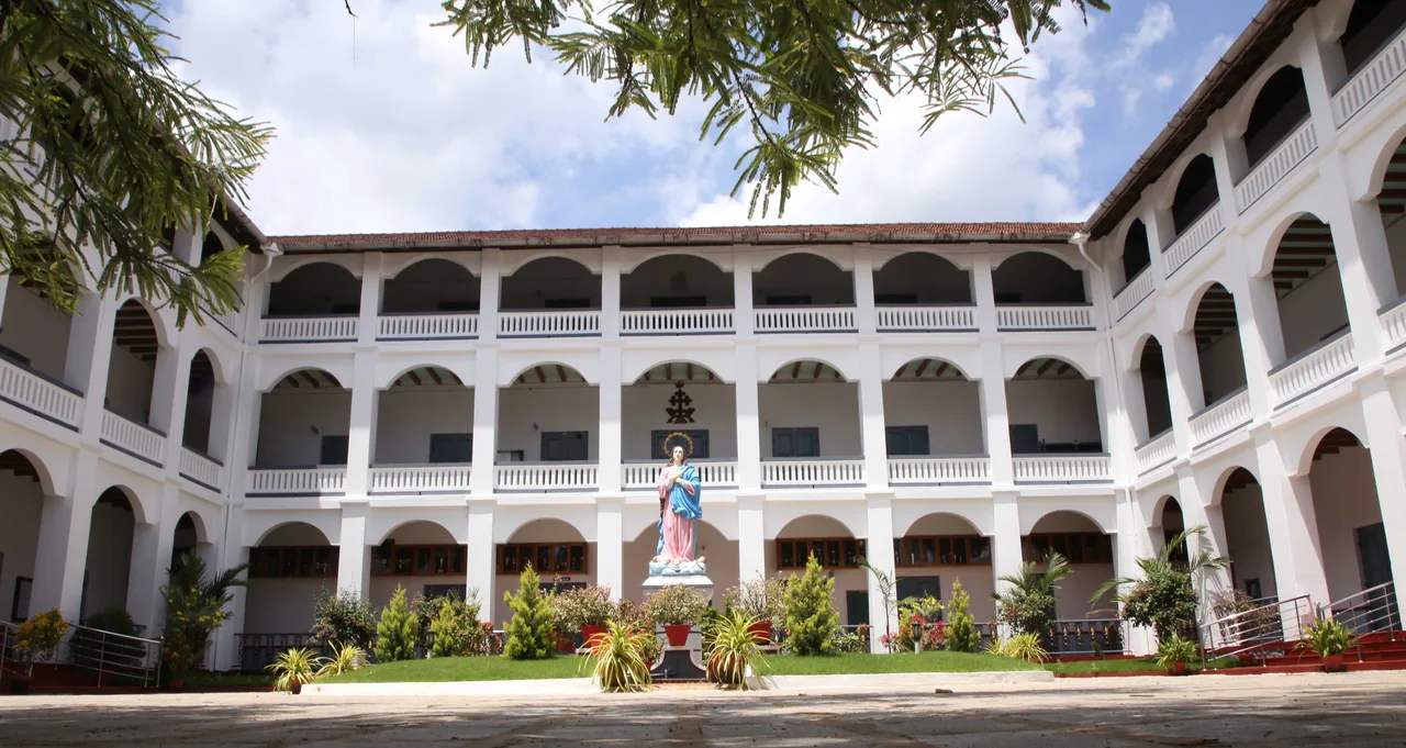 campus 3