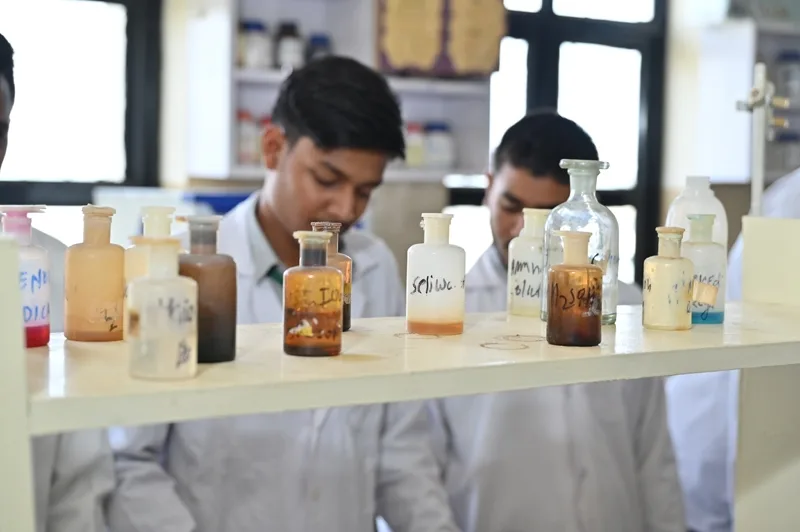 campus 8