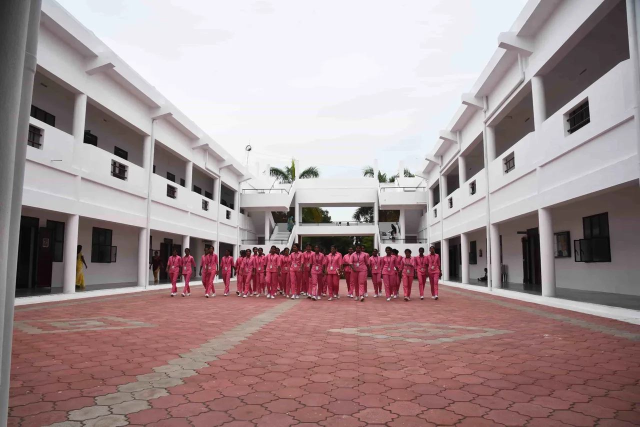 campus 6
