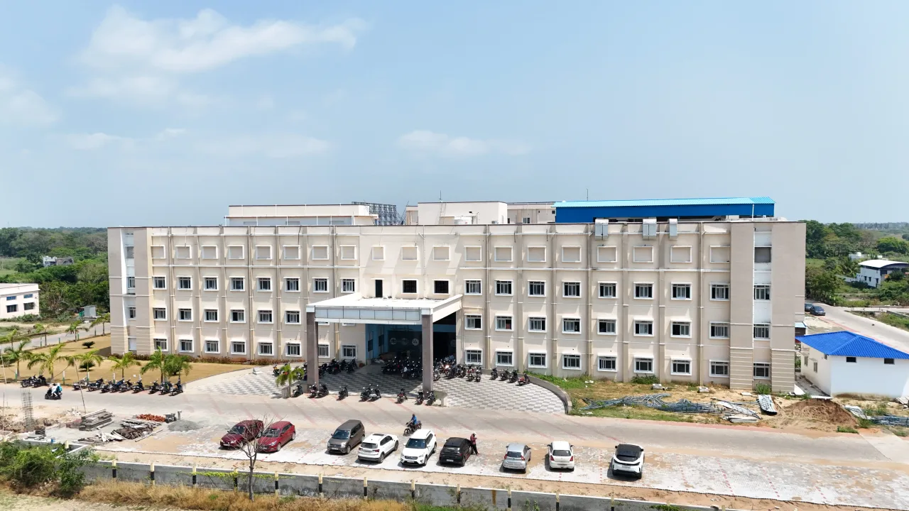 campus 4