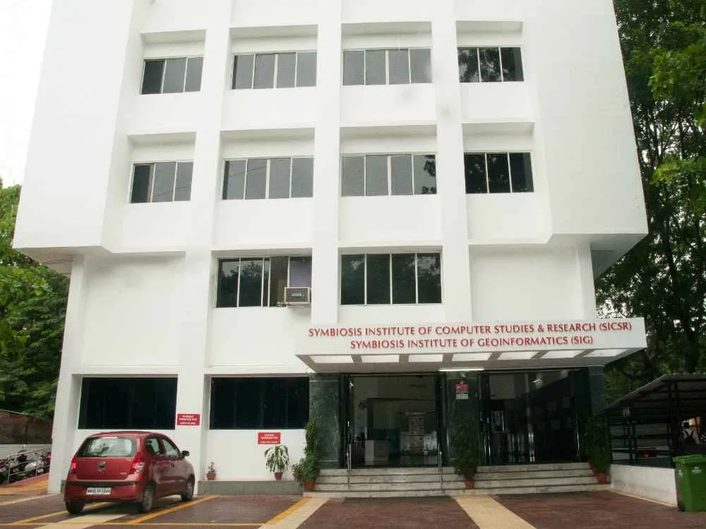 SICSR Infrastructure 1 — Symbiosis Institute of Computer Studies and Research