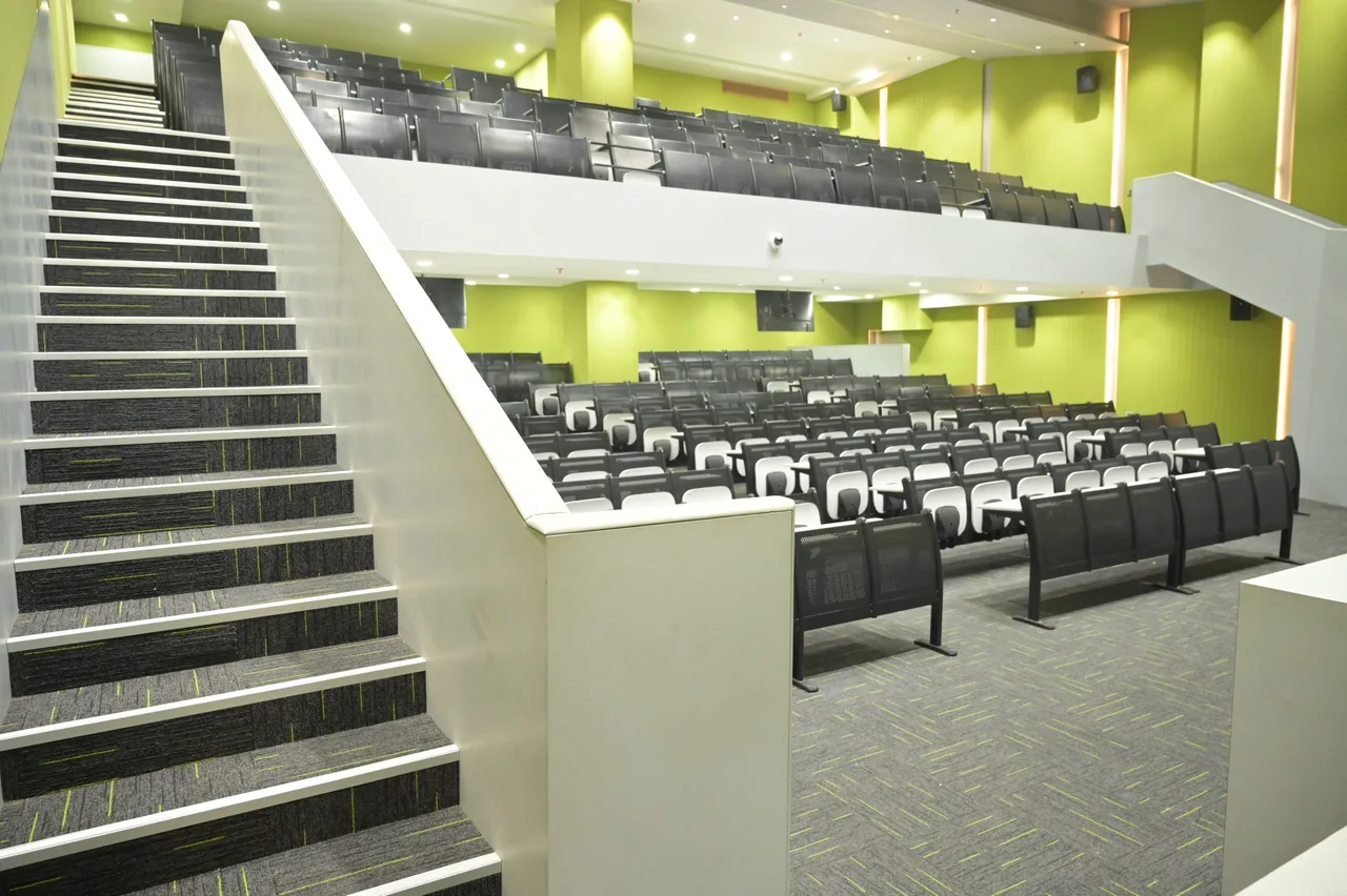 campus 7