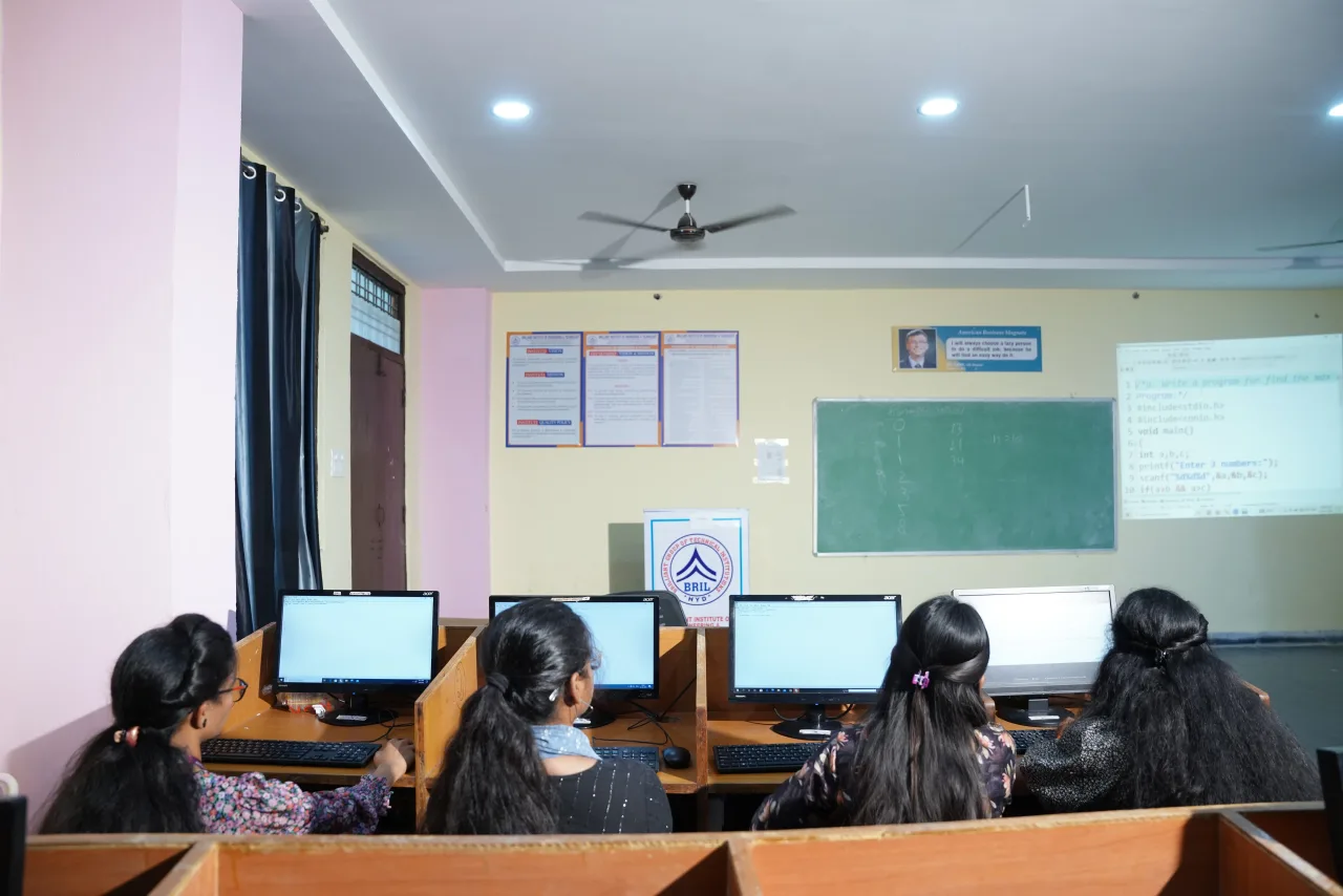Laboratories | Facilities | BRIL Hyderabad - DSC00707 — Brilliant Institute of Engineering and Technology