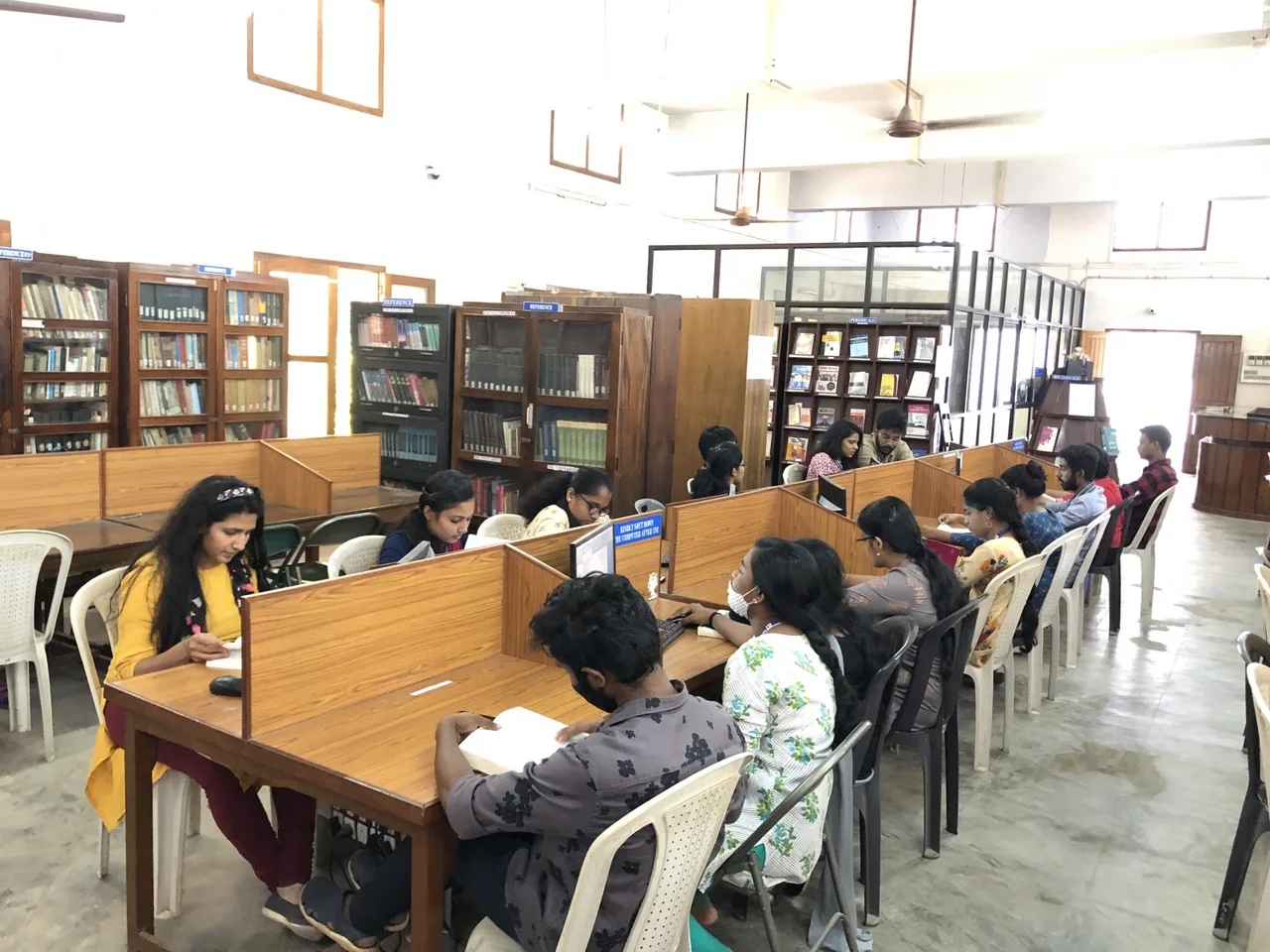 Reading Cum Stack Room — Loyola College of Social Sciences (Autonomous)