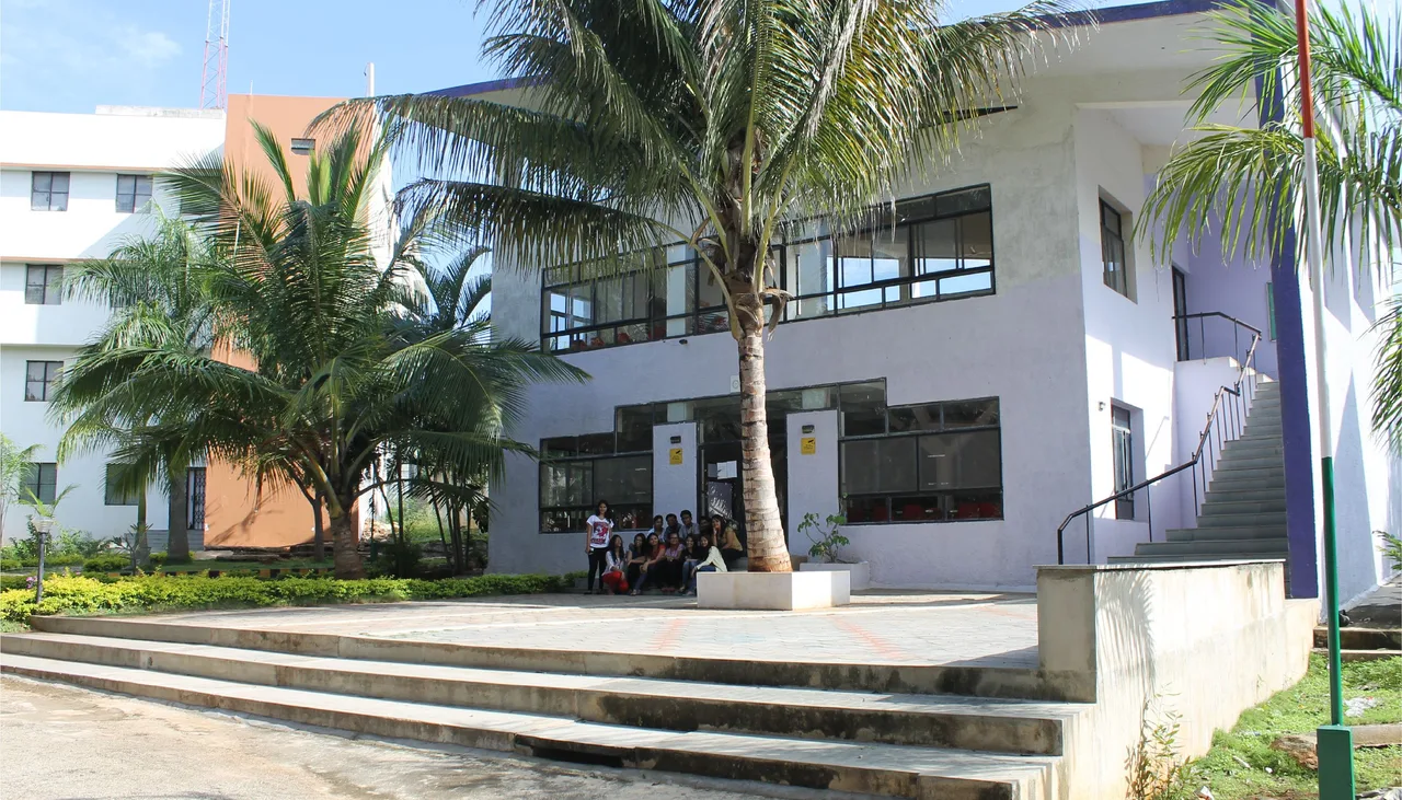 campus 5