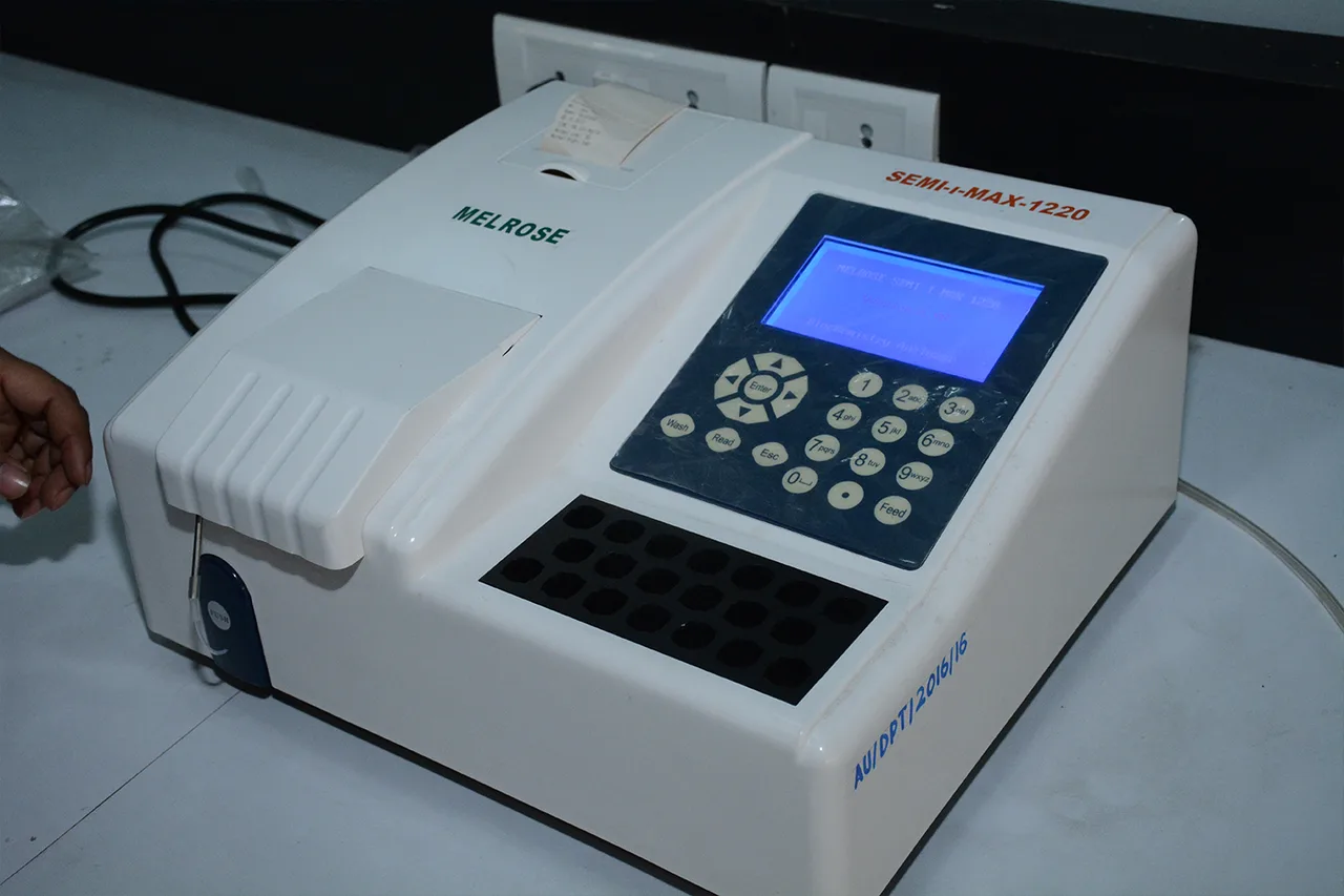 Pharmaceutical Analysis Biochemistry Lab — adamas-university-kolkata