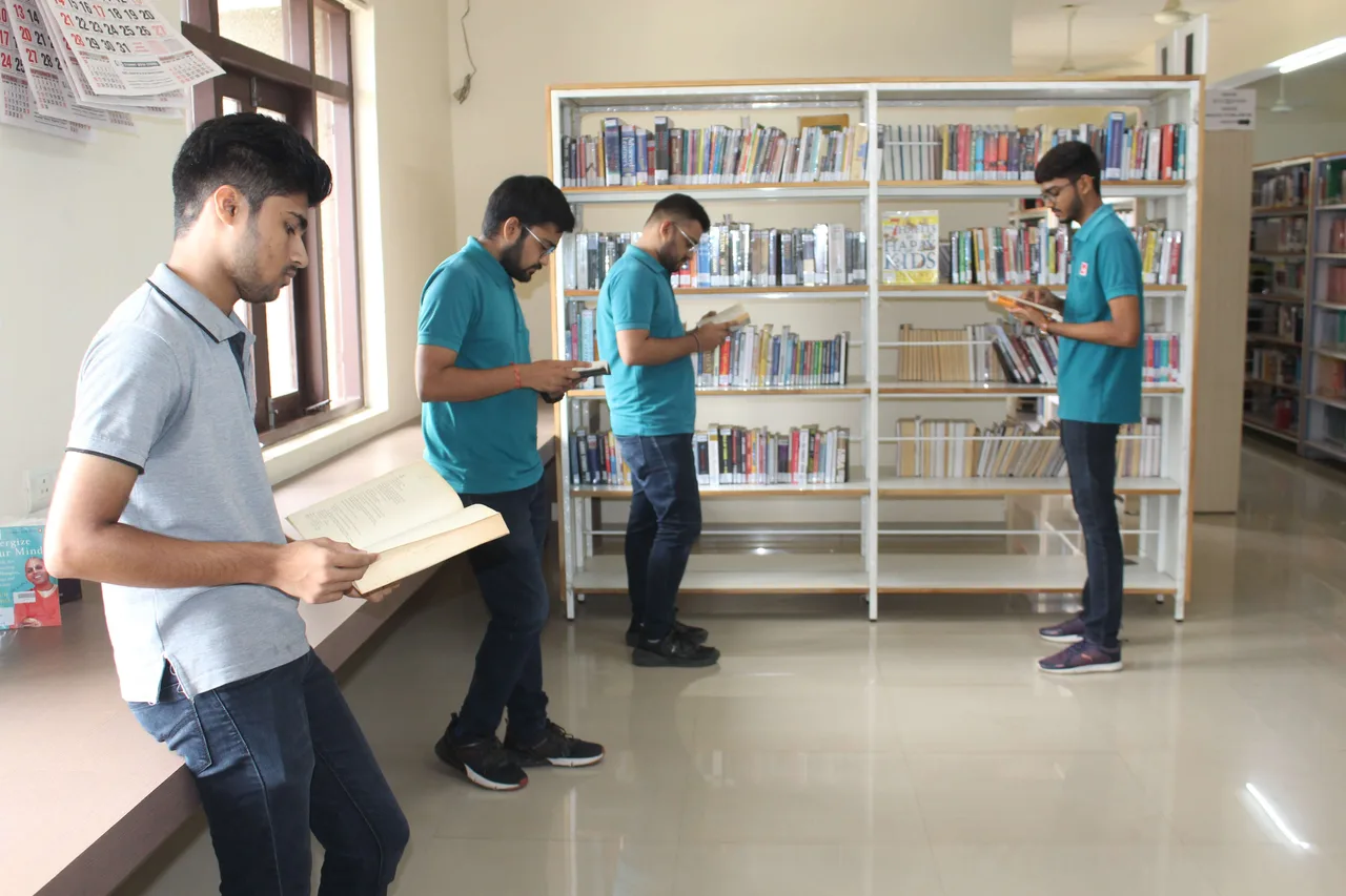 campus photo 3